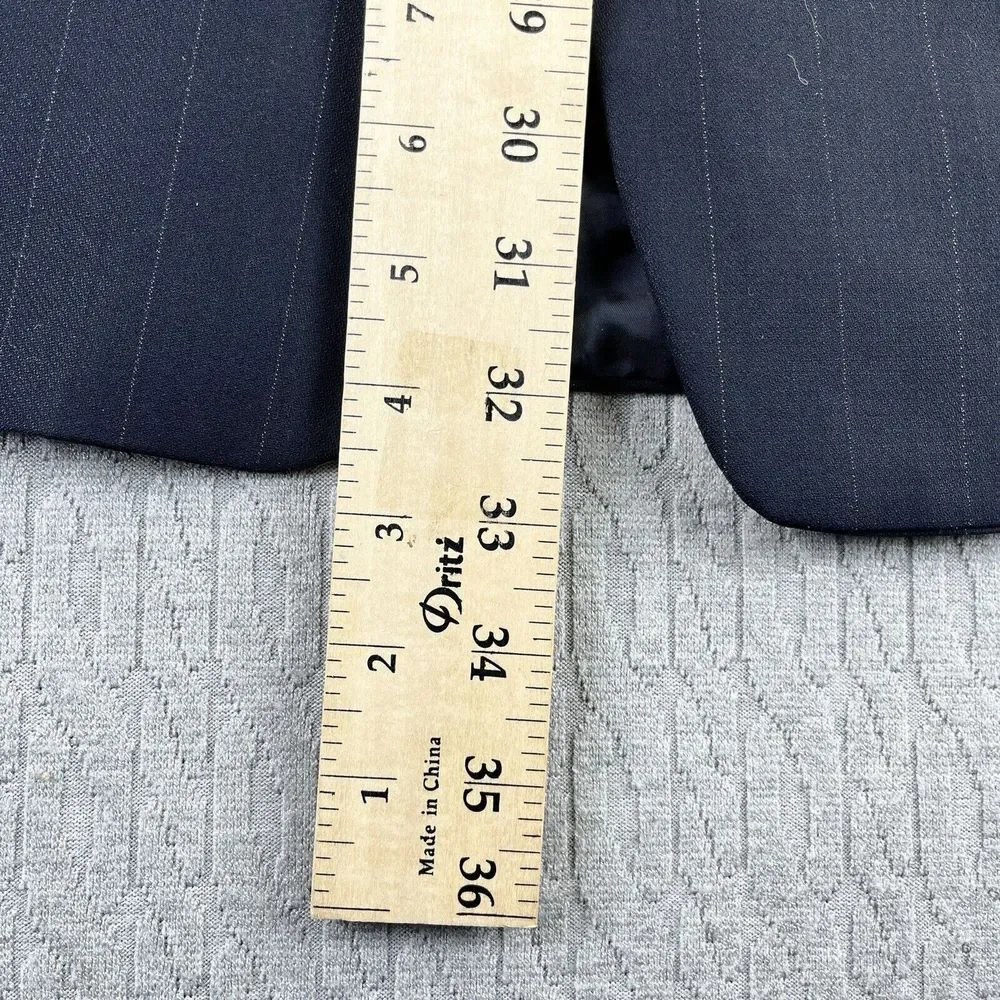 Armani Collezioni blazer men's (42R) Lana Wool navy pinstripe‎ Made In Italy